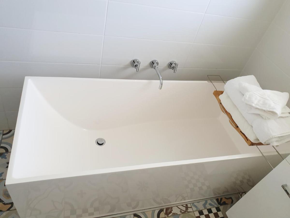 Marazul Best Deal - Stone Bathtub, Wifi, Functional - Mandarins And Lemons When Available วินเซนเทีย ภายนอก รูปภาพ